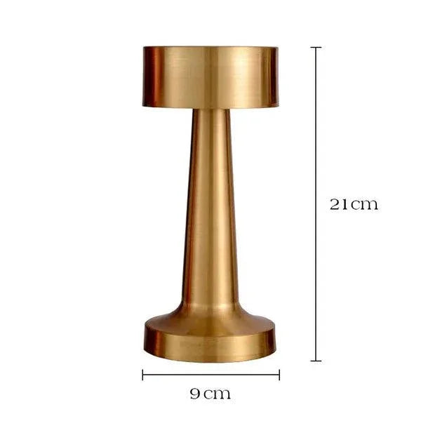 Luminária de Mesa Mirina Carpetino